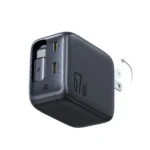 Bộ sạc nhanh Baseus Enercore CJ11 67W với cáp USB-C rút gọn đang hiển thị thiết kế nhỏ gọn, hiện đại, là giải pháp sạc tiện lợi cho điện thoại và laptop.