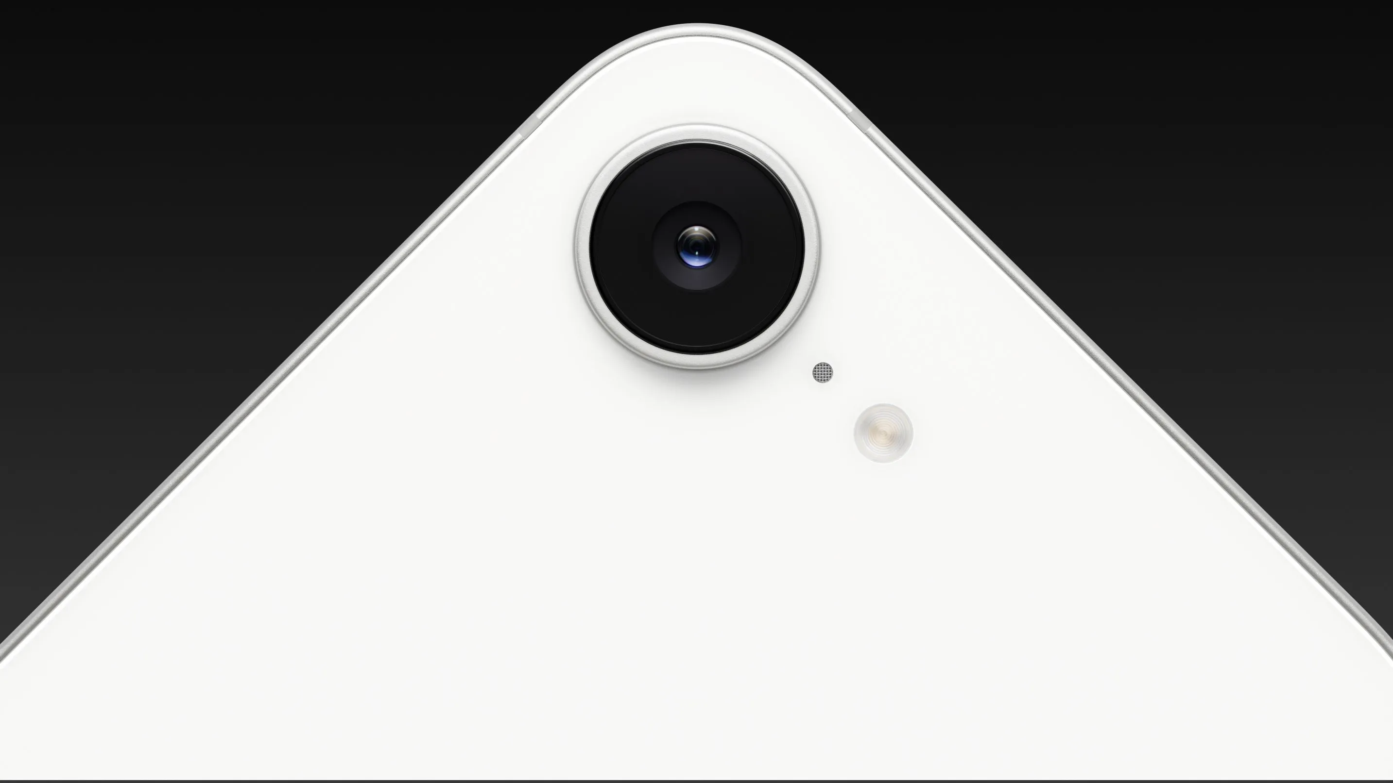Cận cảnh mô-đun camera sau của Apple iPhone 16e, cho thấy thiết kế đặc trưng của dòng iPhone tầm trung.