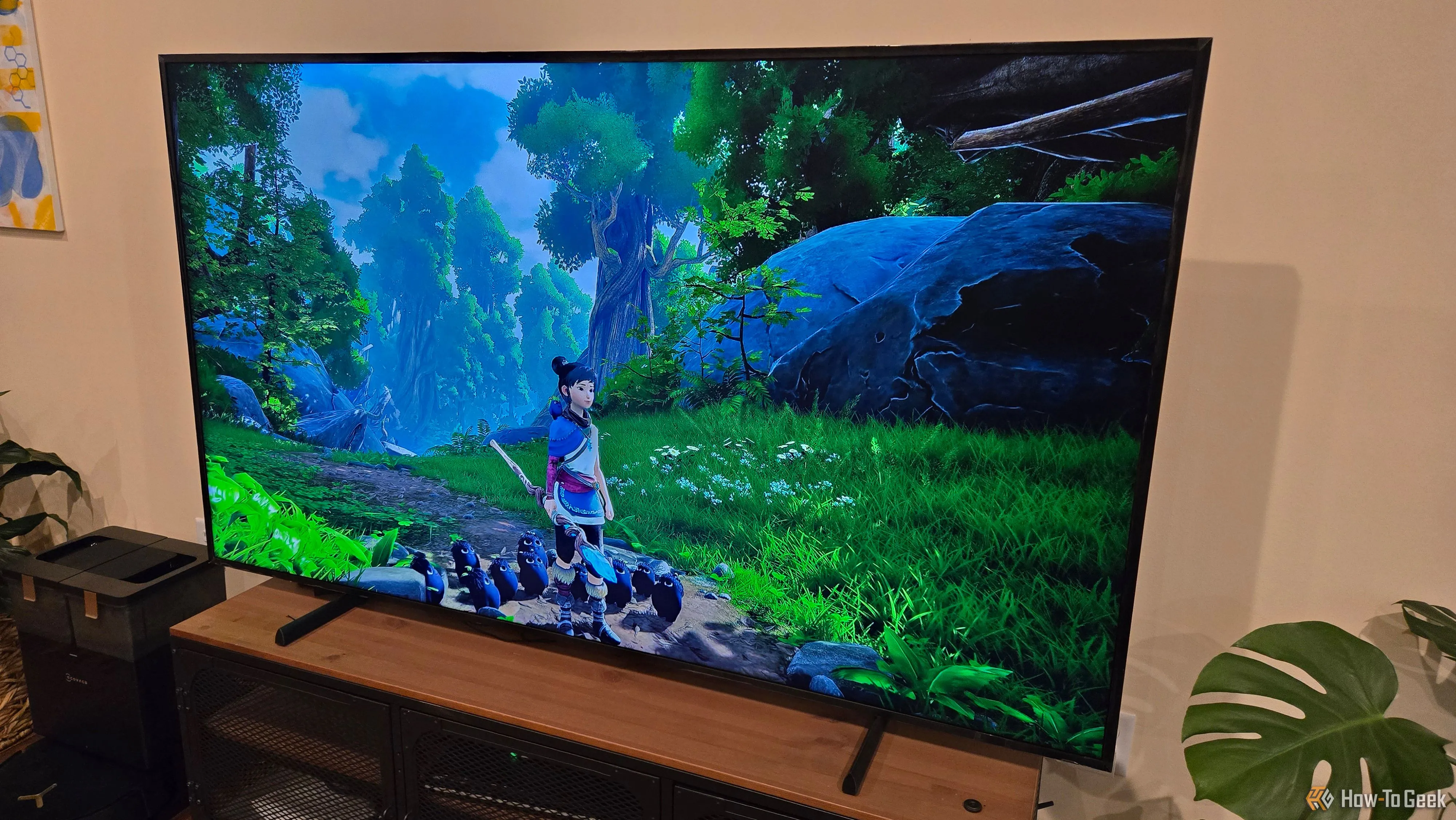Đồ họa chất lượng cao của game Kena Bridge of Spirits khi chơi qua GeForce NOW trên TV Samsung Frame