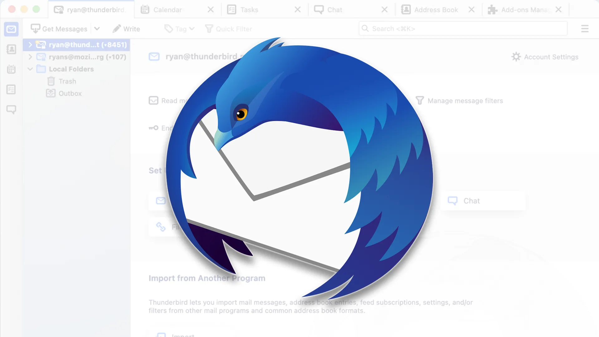 Giao diện chính của Mozilla Thunderbird với các thư mục email và tin nhắn được hiển thị.