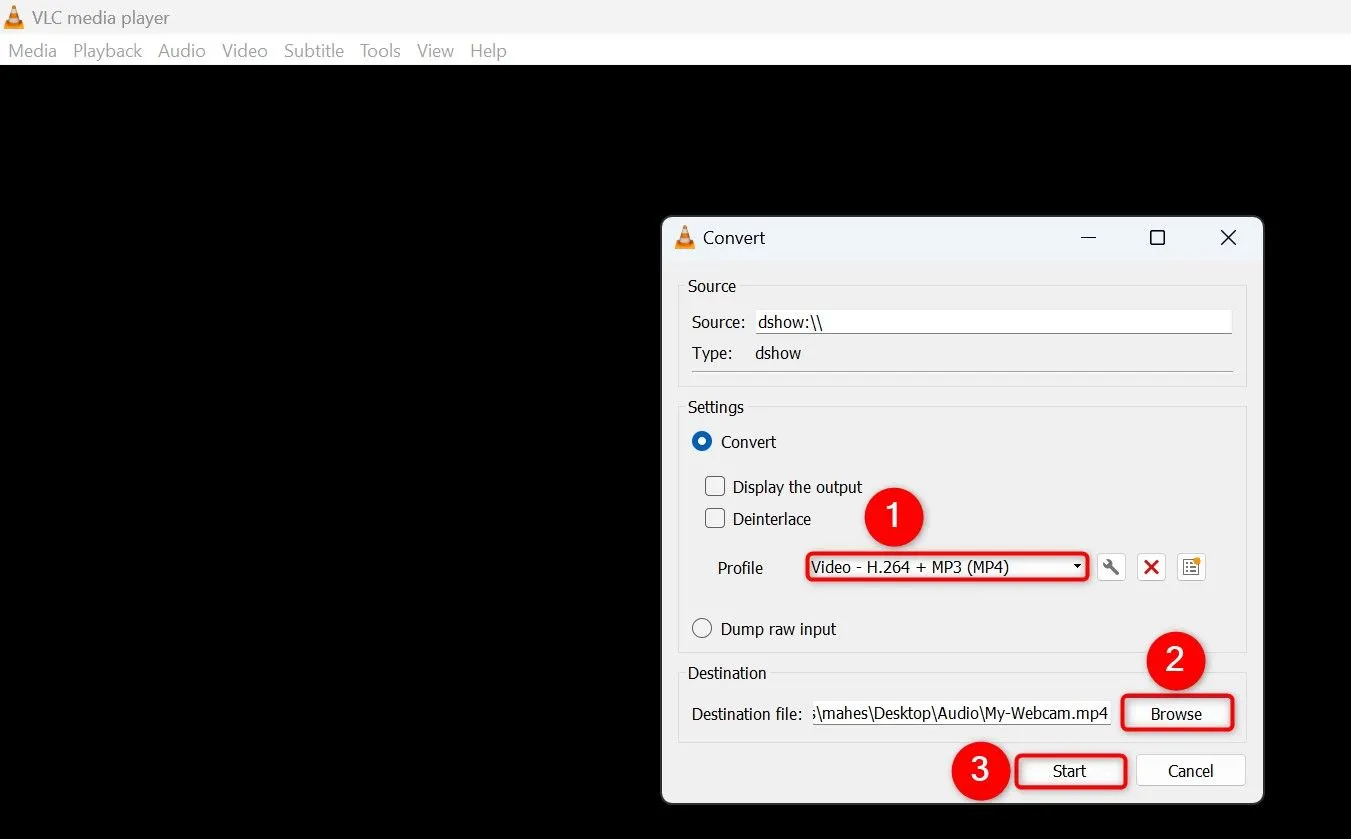 Giao diện VLC Media Player khi thiết lập tùy chọn ghi hình webcam, cho phép chọn định dạng đầu ra.