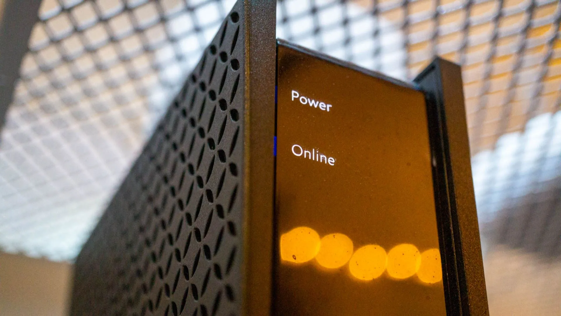 Modem mạng đang hoạt động ổn định