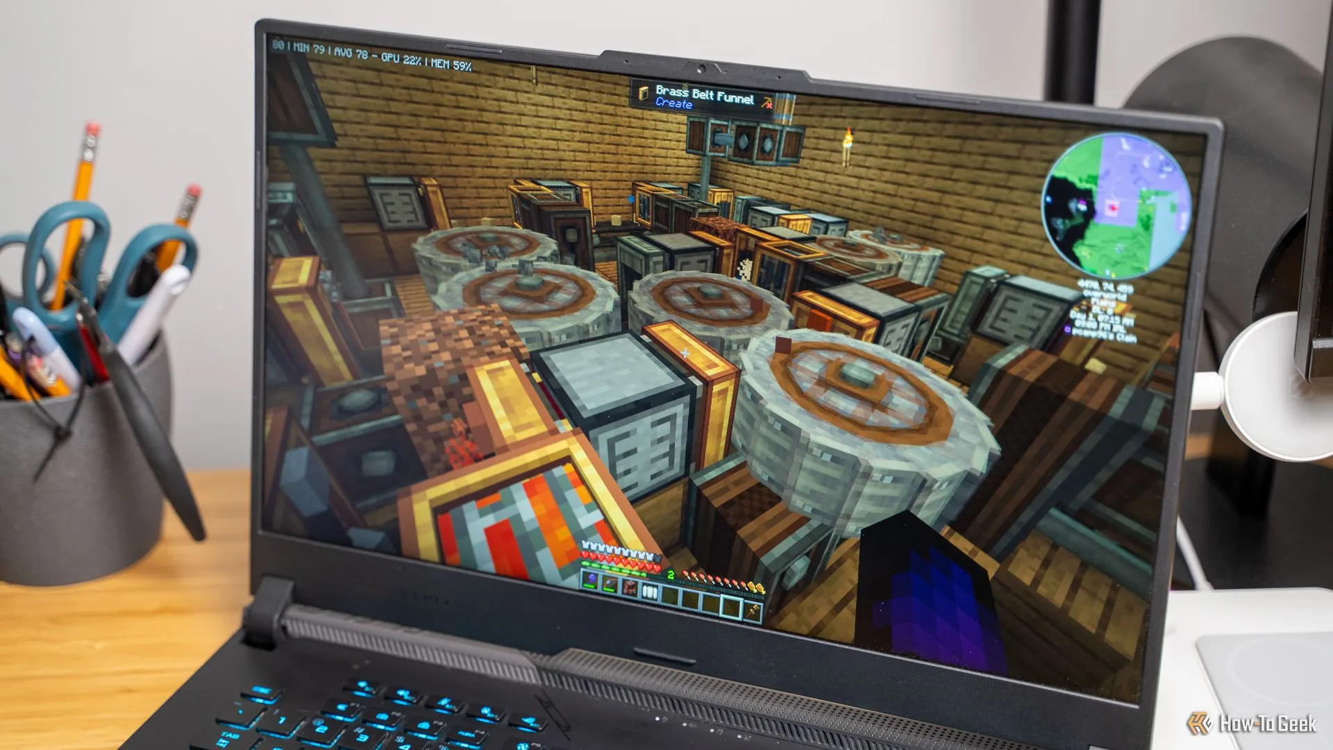 Một trang trại sắt tự động sử dụng Mod Create trong Minecraft, minh họa khả năng farm chạy liên tục trên server.