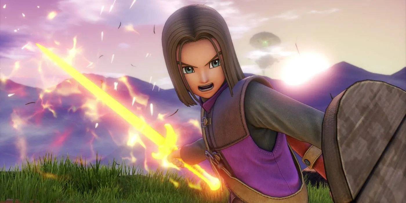 Người hùng Luminary từ Dragon Quest XI trong tư thế tấn công, vung kiếm lửa đầy uy lực.