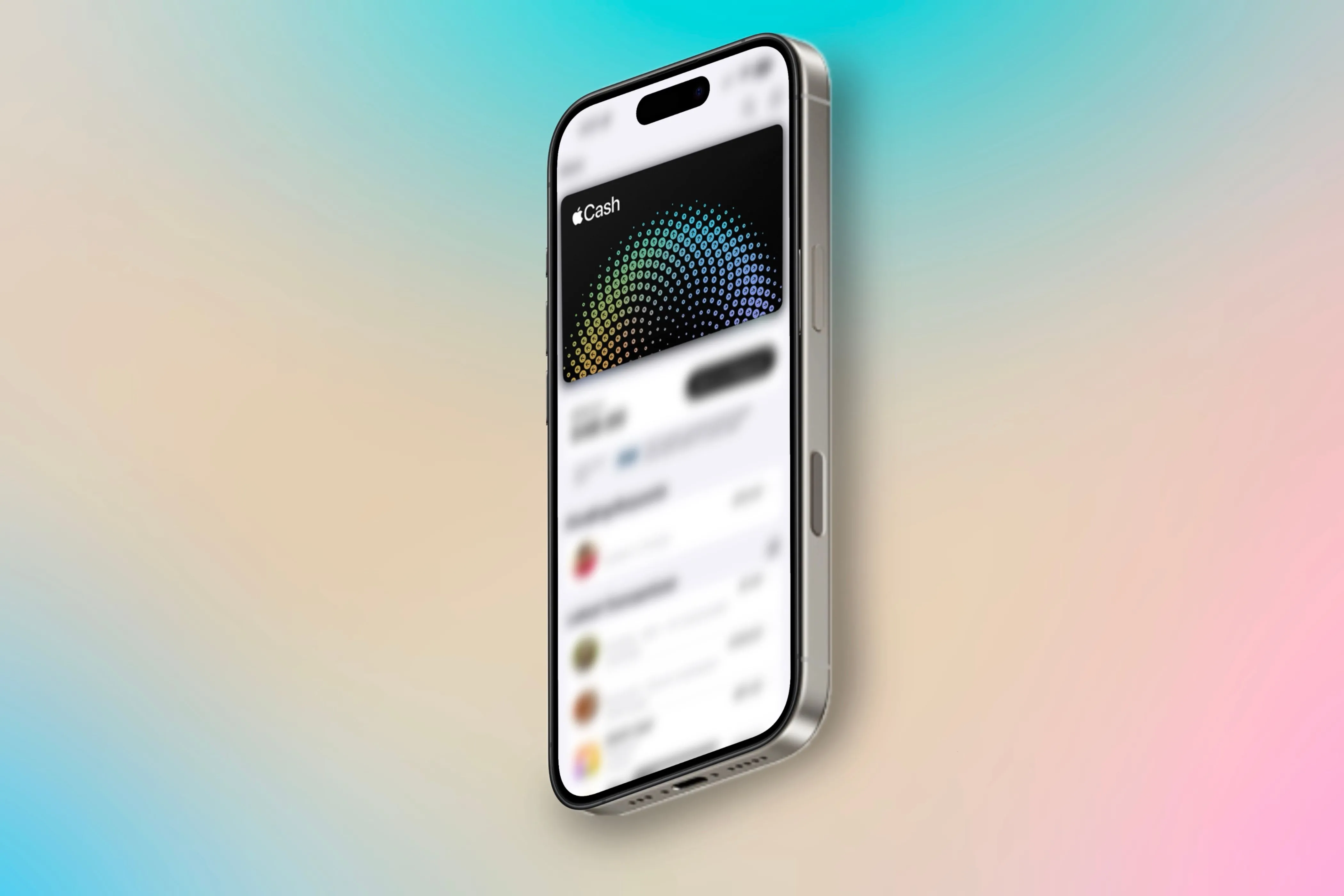 Thẻ Apple Cash và giao diện ứng dụng Apple Wallet trên iPhone