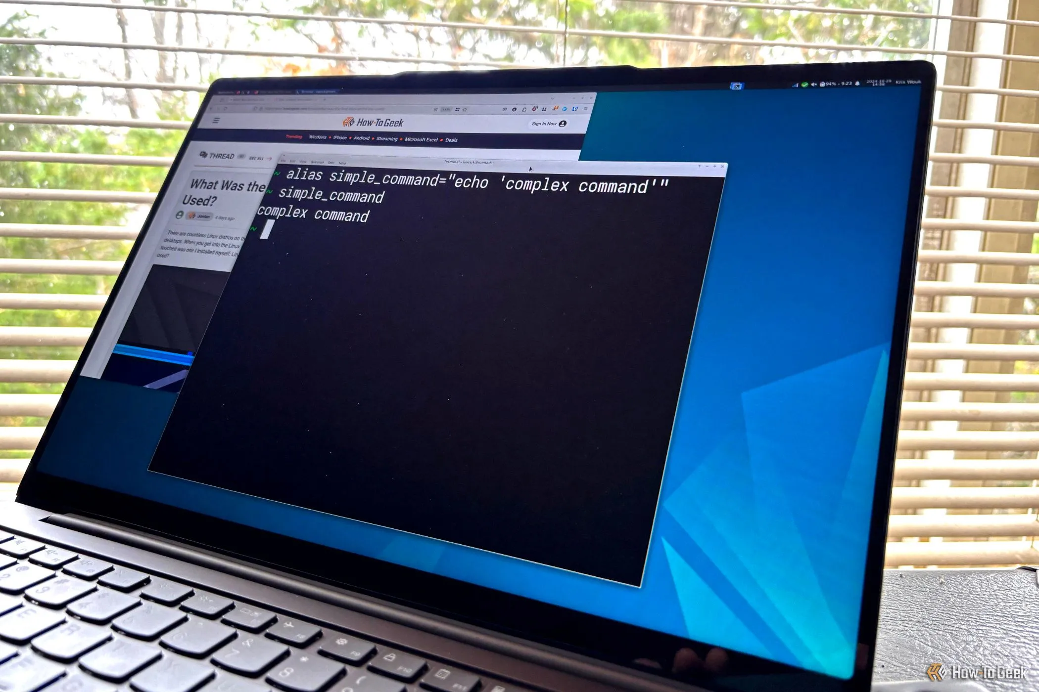 Ví dụ về việc sử dụng lệnh 'alias windows' để khởi động máy ảo Windows 10 trên cửa sổ terminal Linux, giúp người dùng Quickemu tiết kiệm thời gian.