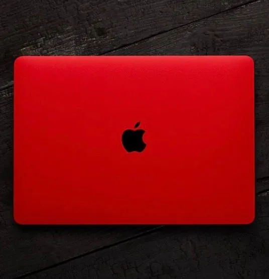 Bộ sưu tập miếng dán skin dbrand nhiều màu sắc và họa tiết độc đáo, cá nhân hóa vẻ ngoài cho MacBook.