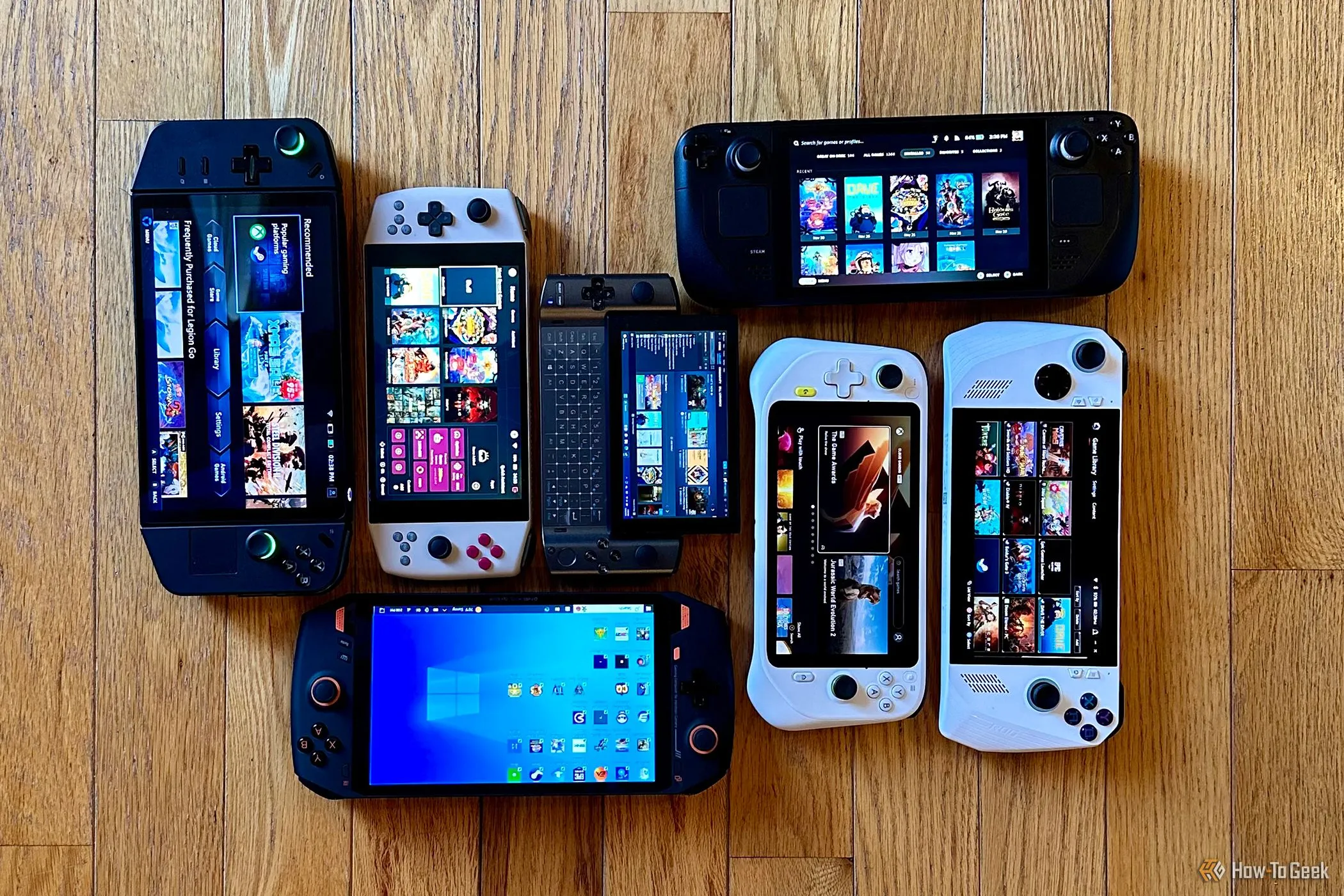 Các mẫu máy chơi game cầm tay PC phổ biến hiện nay như Lenovo Legion Go, AYANEO, Steam Deck, GPD Win3, Logitech G Cloud, Asus ROG Ally, OneXPlayer 1