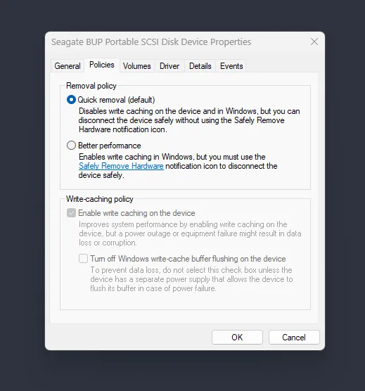 Cài đặt tùy chọn chính sách rút ổ đĩa ngoài trên Windows: 'Quick Removal' hoặc 'Better Performance' với bộ nhớ đệm ghi.
