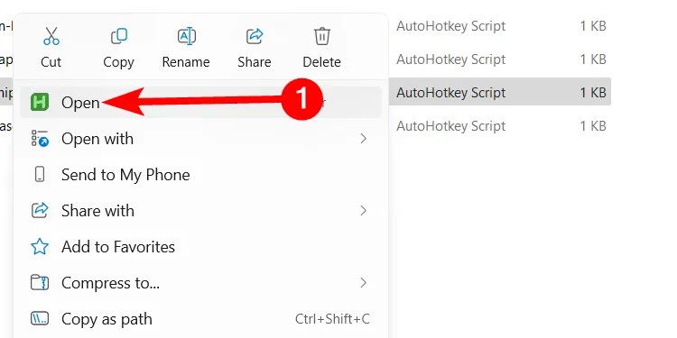 Chỉnh sửa script AutoHotkey đã tạo bằng cách nhấp chuột phải và chọn Edit Script