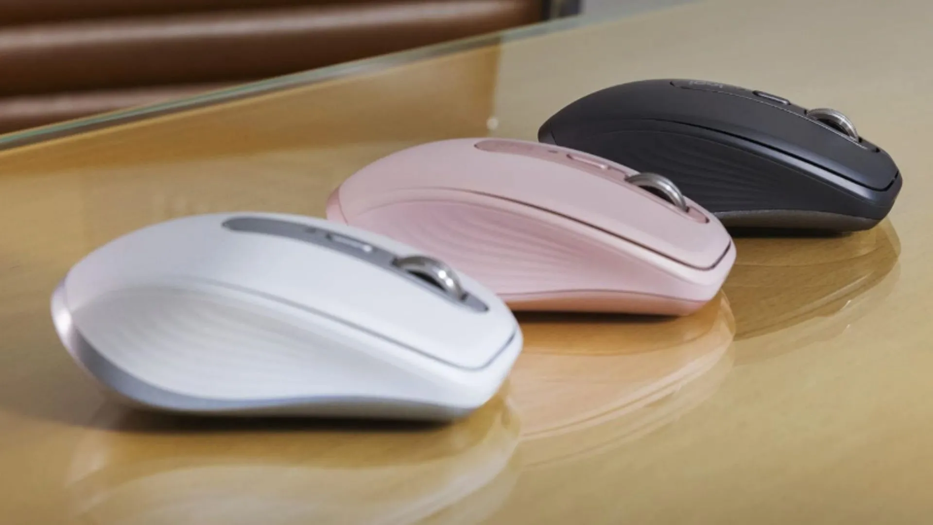 Chuột Logitech MX Anywhere 3S màu đen, trắng và hồng phù hợp làm việc di động
