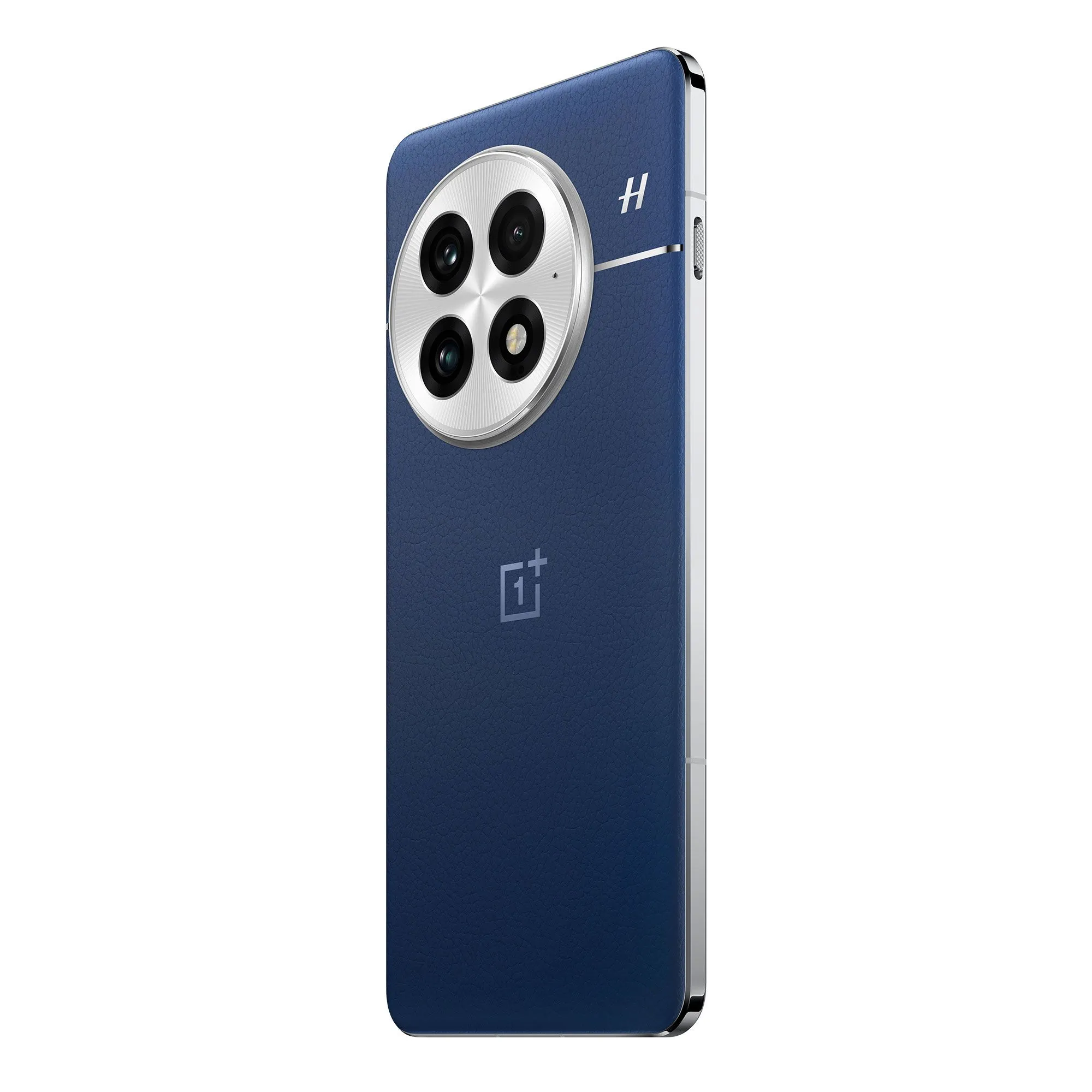 Điện thoại OnePlus 13 màu xanh dương trên nền trắng, thể hiện thiết kế tinh tế