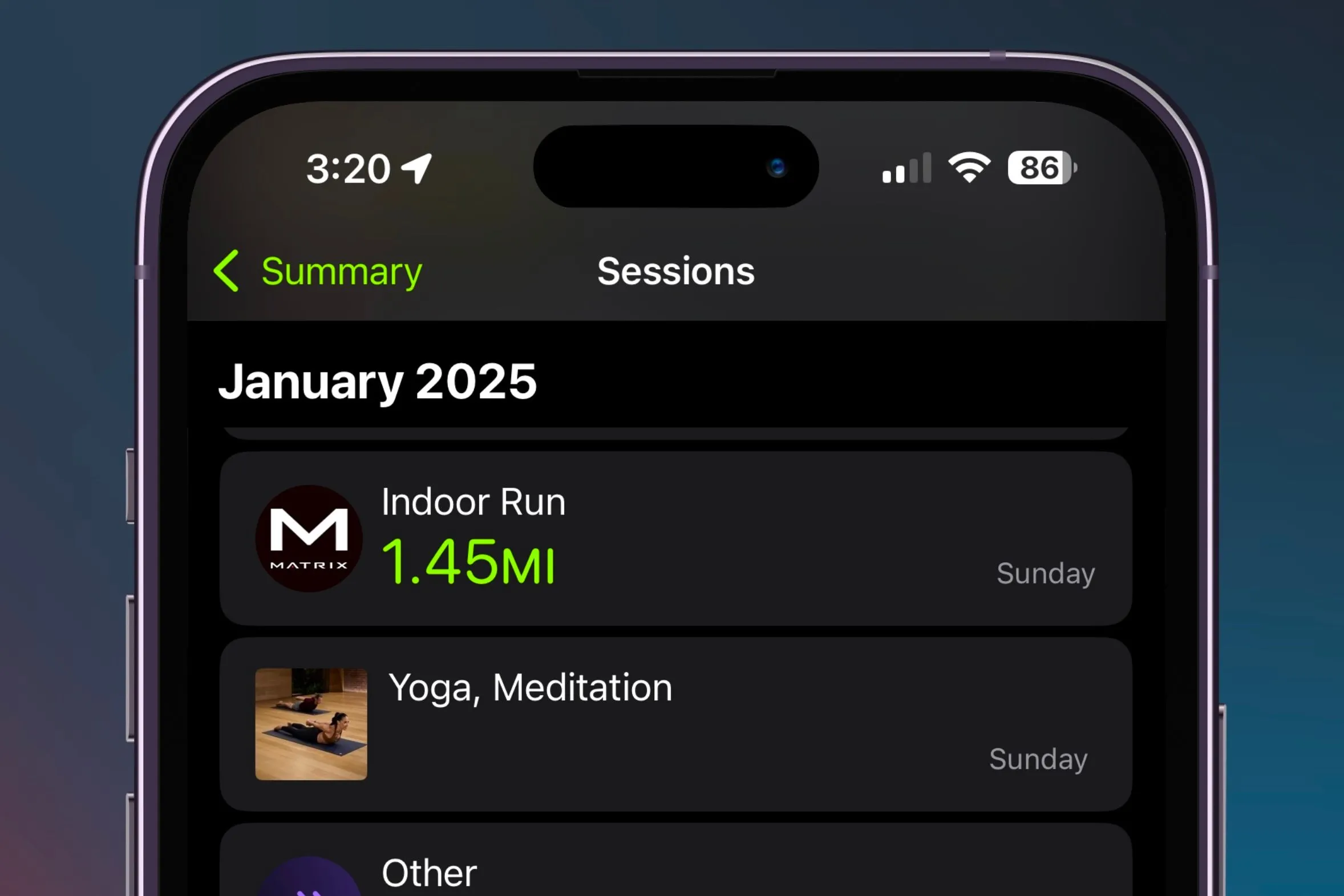 Dữ liệu chi tiết về bài tập được đồng bộ từ thiết bị gym sang ứng dụng Fitness trên iPhone