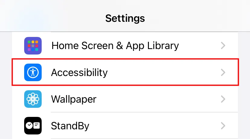 Giao diện cài đặt trợ năng trên iPhone để điều chỉnh độ sáng màn hình