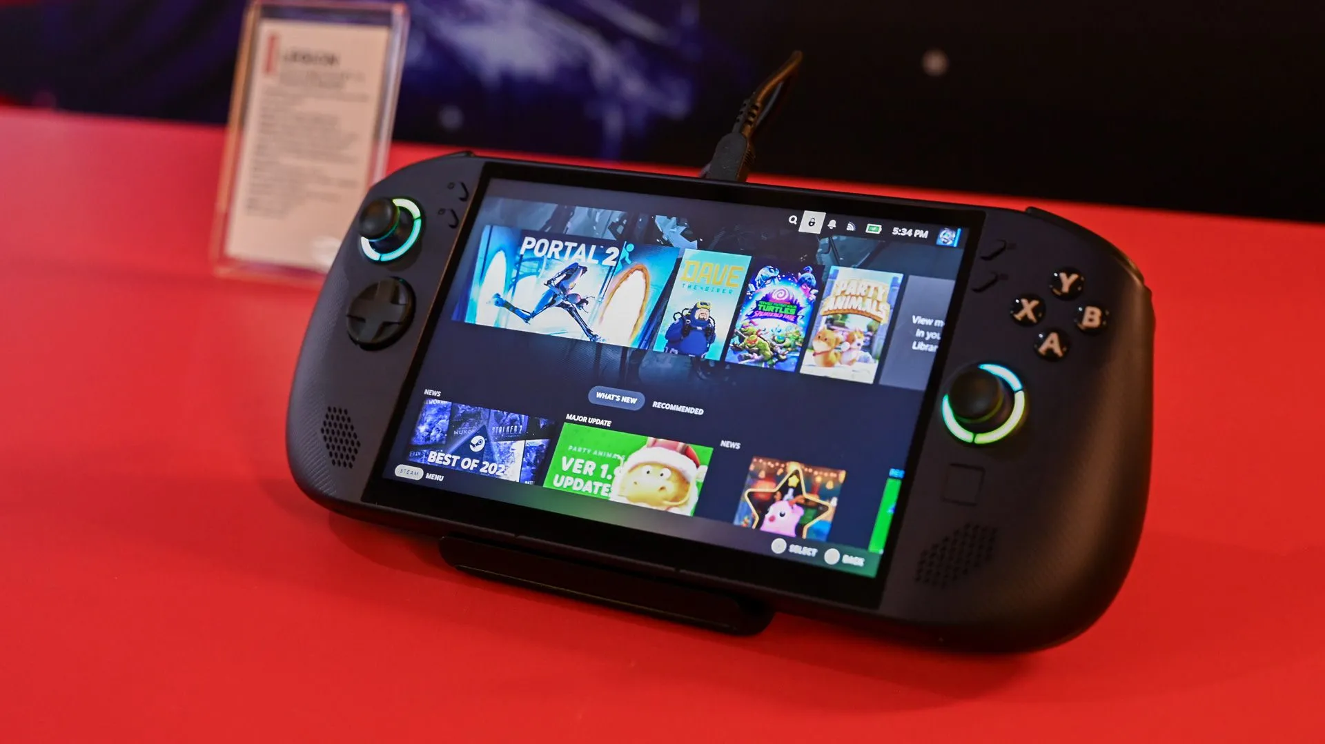 Giao diện SteamOS thân thiện người dùng trên thiết bị Lenovo Legion Go