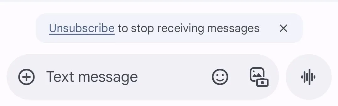 Giao diện tính năng hủy đăng ký tin nhắn rác trên ứng dụng Google Messages với nút "Unsubscribe" và tùy chọn báo cáo spam