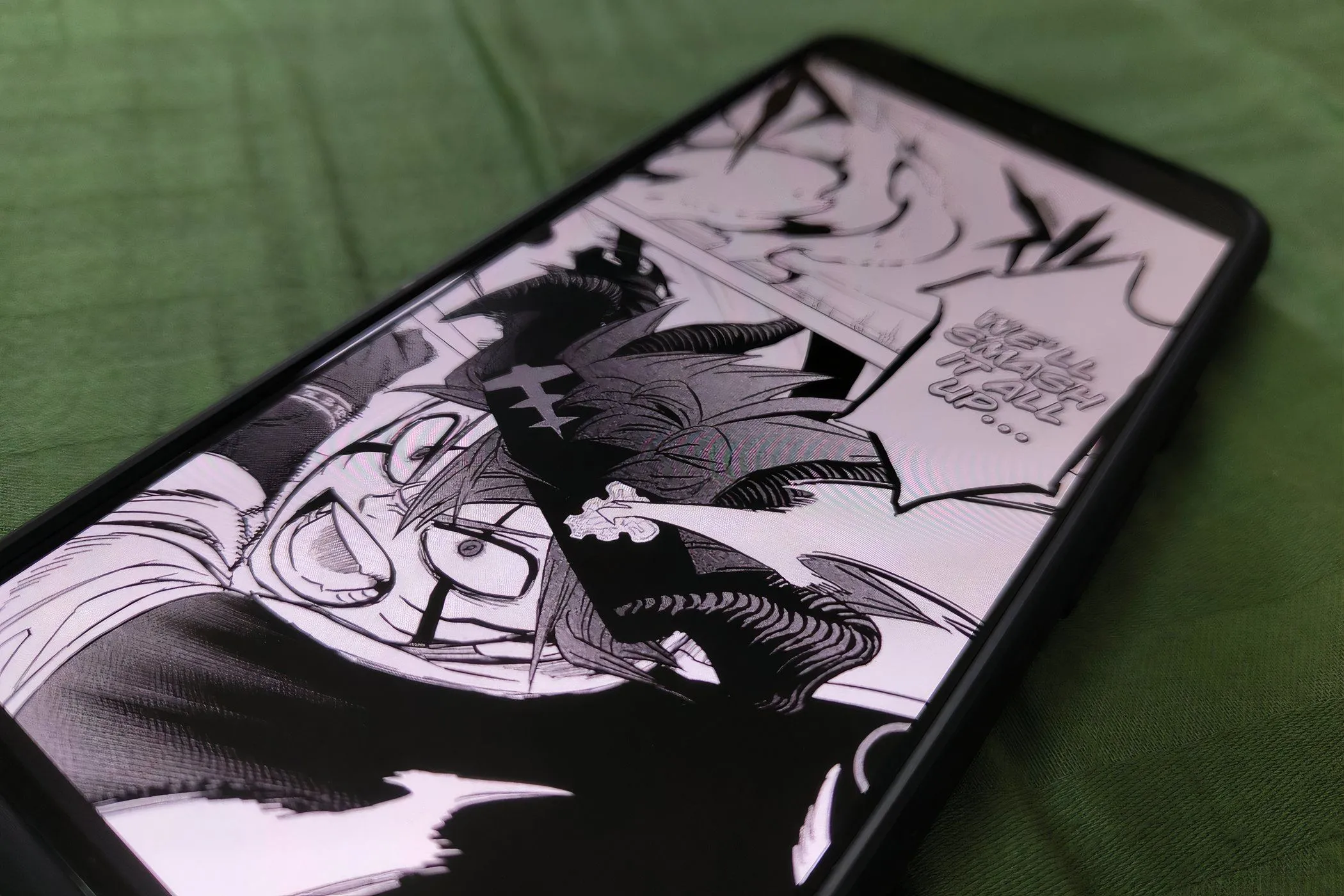 Giao diện ứng dụng MANGA Plus hiển thị trang truyện manga với hình ảnh và văn bản rõ nét.