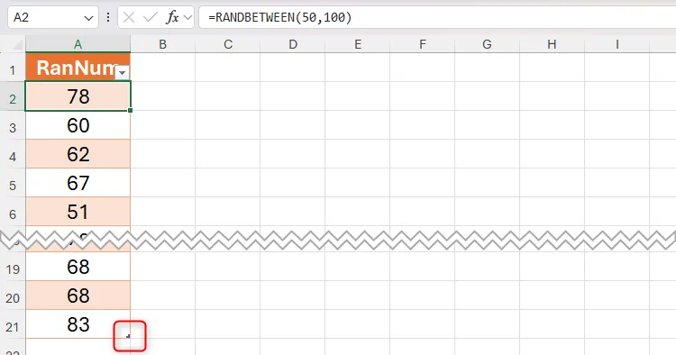 Hàm RANDBETWEEN được sử dụng trong Excel để tạo ra 20 số ngẫu nhiên giữa 50 và 100 trong một bảng Excel.