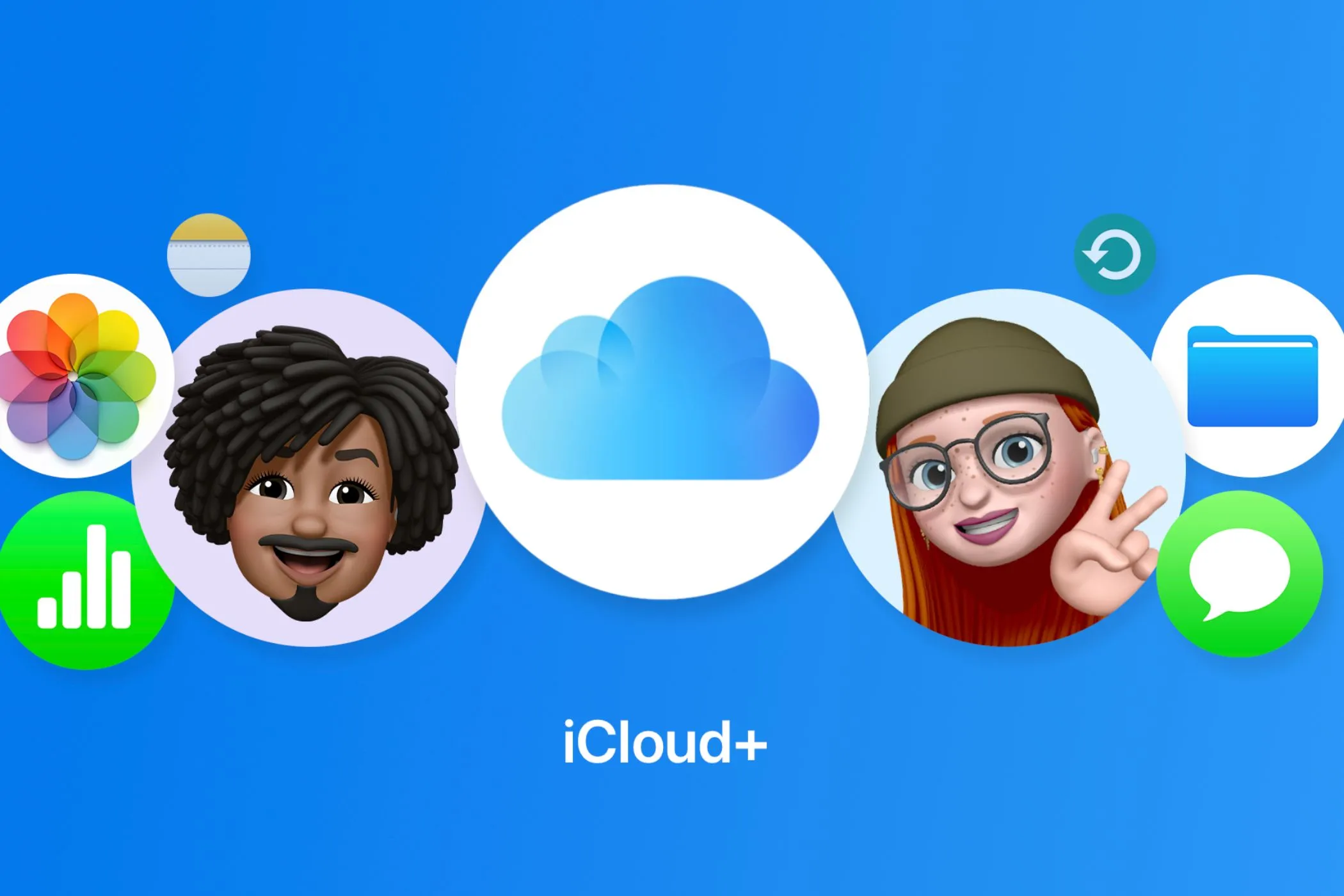 Logo iCloud+ trên website Apple, thể hiện dịch vụ lưu trữ đám mây