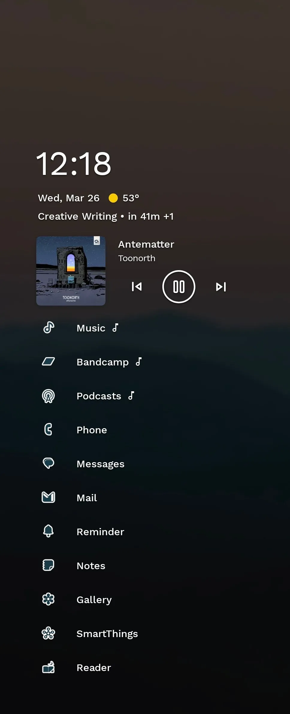 Màn hình chính Niagara Launcher với các biểu tượng tùy chỉnh.