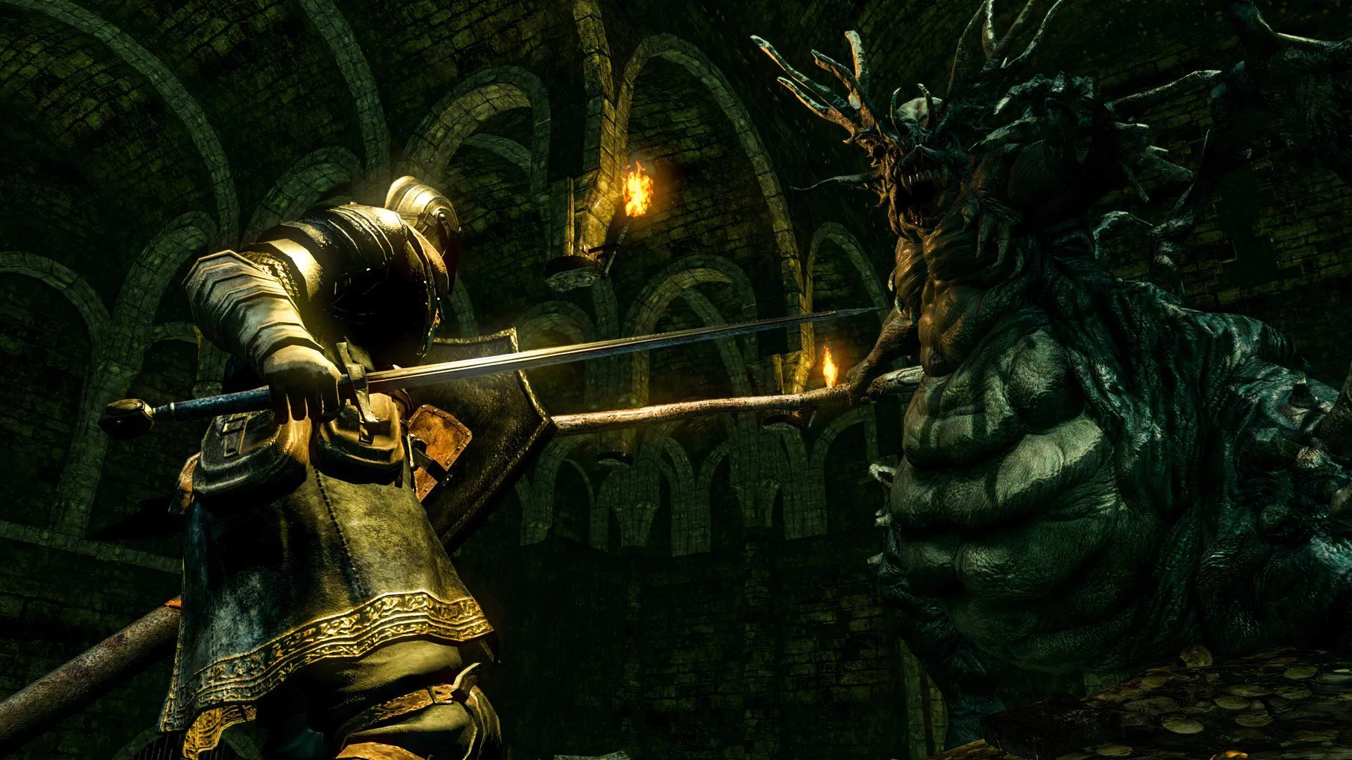 Người chơi đối đầu với trùm trong Dark Souls, tựa game niche đã trở thành hiện tượng toàn cầu và định hình một thể loại mới