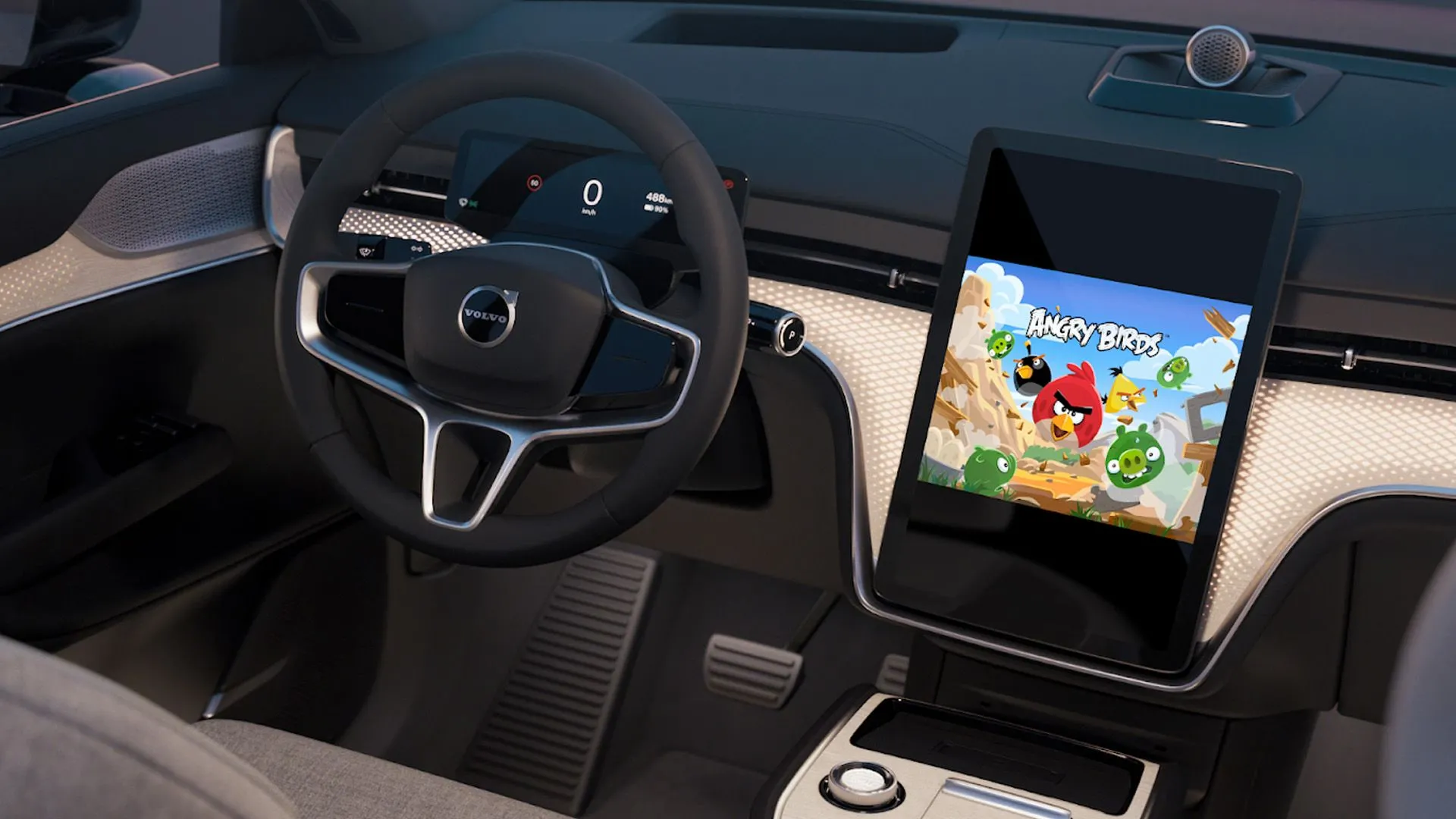 Người dùng giải trí với game Angry Birds trên màn hình Android Automotive của xe hơi, minh họa các ứng dụng giải trí mới cho hệ thống thông tin giải trí ô tô.
