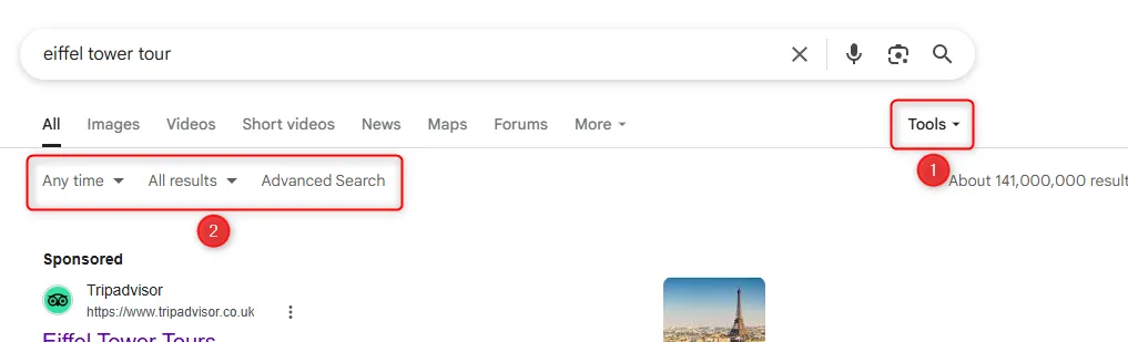 Nút &quot;Công cụ&quot; (Tools) của Google Search được chọn, hiển thị các tùy chọn lọc kết quả nâng cao như thời gian và ngôn ngữ