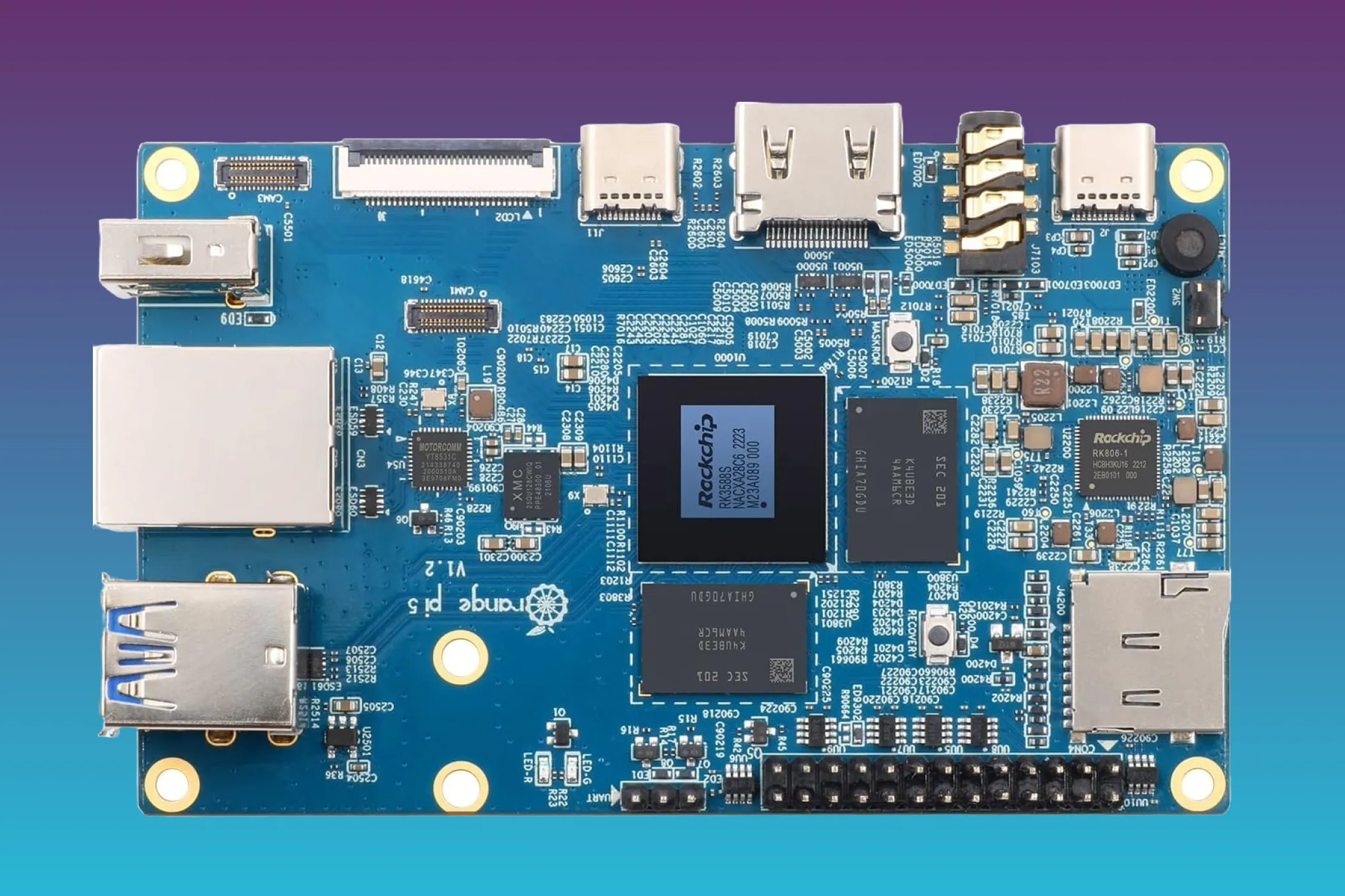 Orange Pi 5 trên nền tím, thể hiện kích thước nhỏ gọn và các cổng kết nối