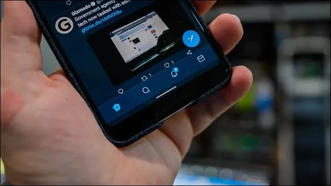 Thanh điều hướng cử chỉ và "gesture pill" trên Android giúp chuyển đổi ứng dụng nhanh chóng