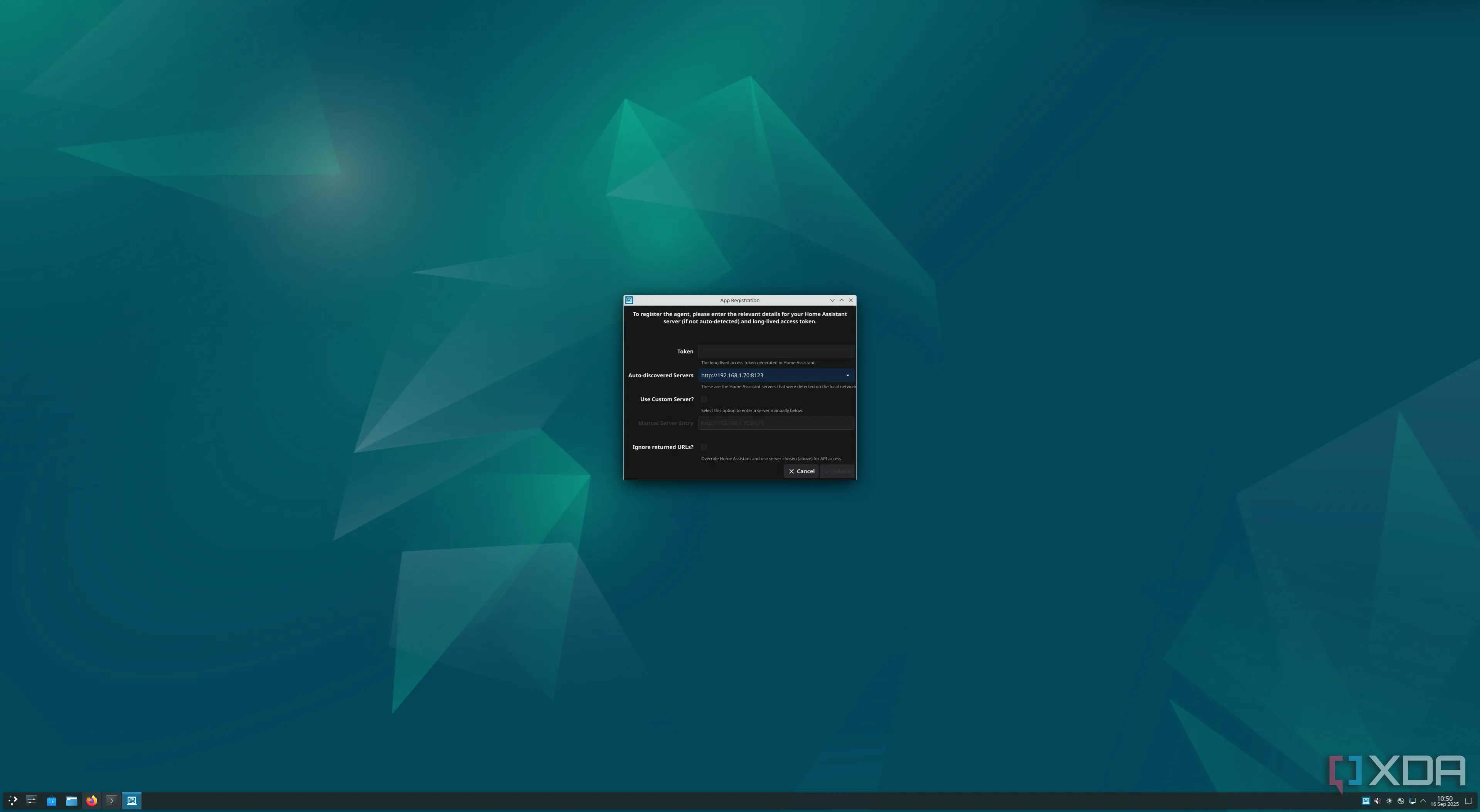 Ảnh chụp màn hình desktop với cửa sổ pop-up &quot;App Registration&quot; của Go HASS Agent đang yêu cầu đăng ký ứng dụng