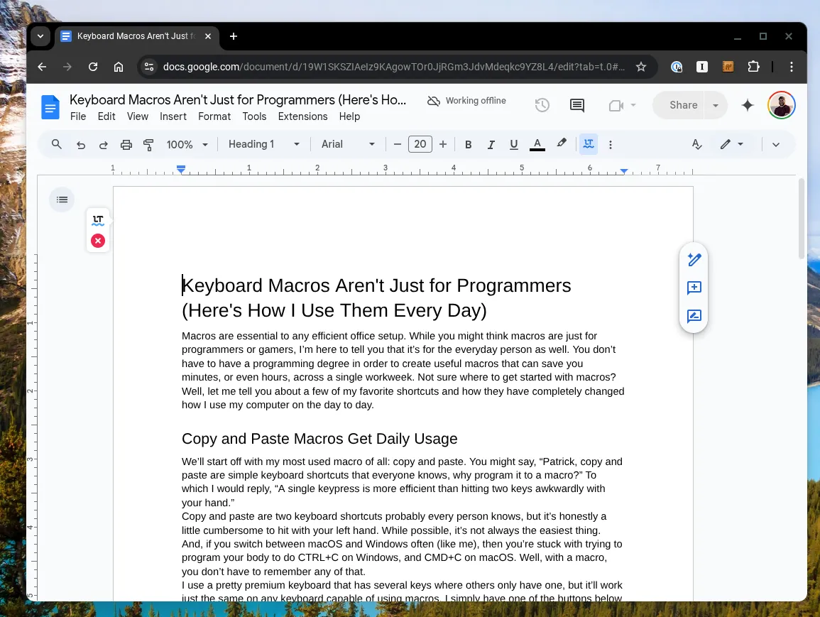 Giao diện Google Docs trên Chromebook đang hoạt động ở chế độ ngoại tuyến, hiển thị khả năng chỉnh sửa tài liệu mà không cần kết nối internet.